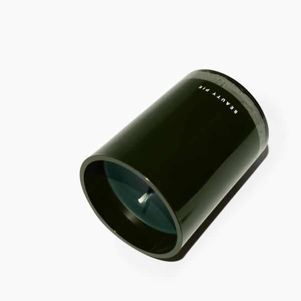 Bergamot_&_Wild_Basil_Candle_PDP_Hard_Light_1x1_2025_Web-3