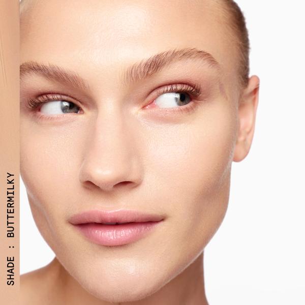 EVERYDAY_GREAT_SKIN_HYALURONIC_BLUR_CONCEALER_BUTTERMILKY_190187_PDP_ECOM_1X1_MODEL_147_2025_WEB