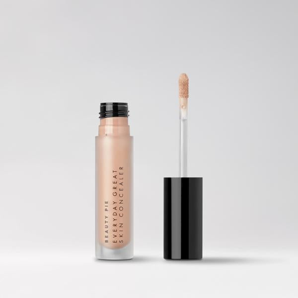 EVERYDAY_GREAT_SKIN_HYALURONIC_BLUR_CONCEALER_BUTTERMILKY_190187_PDP_ECOM_1X1_PACKSHOT_2025_WEB