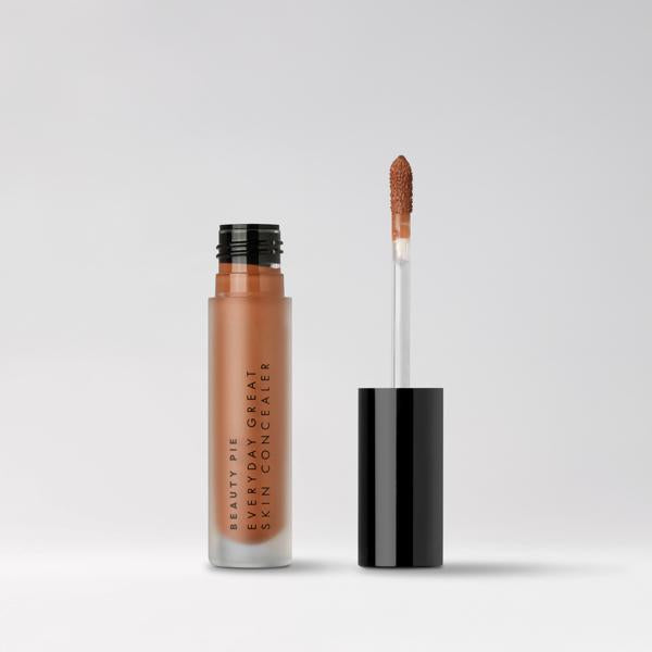 EVERYDAY_GREAT_SKIN_HYALURONIC_BLUR_CONCEALER_NUTMEG_191702_PDP_ECOM_1X1_PACKSHOT_2025_WEB