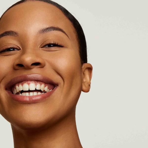 EverydayGreatSkin_EverydayGreatSkinFoundation_193126_2000x2000_WEB_30