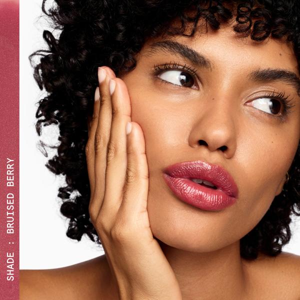 FUTURE_LIPSTICK_LUXE_SHINE_BRUISED_BERRY_966933_PDP_ECOM_1X1_MODEL_3_19_2025_WEB