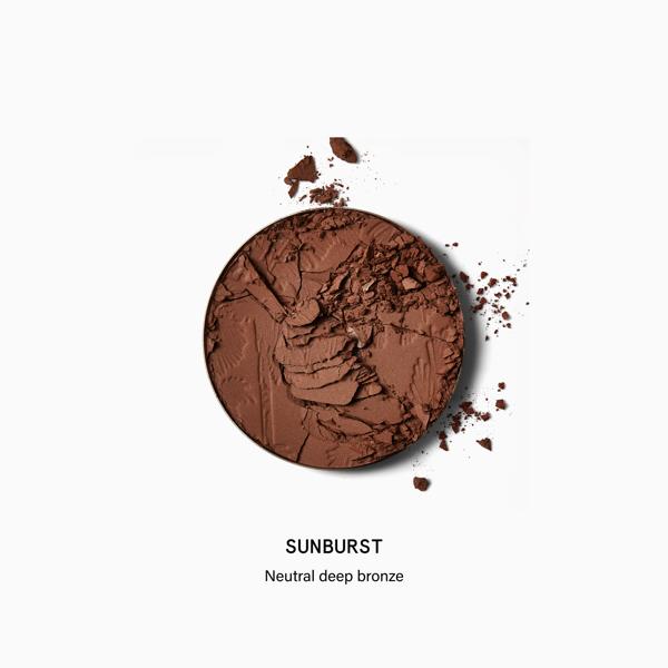 KEEP_THIS_COMPACT_AWESOME_BRONZE_POWDER_SUNBURST_197278_198299_PDP_ECOM_1X1_TEXTURE_2025_WEB