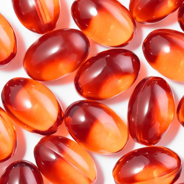 Mega-Biomega-Krill-Soft-Gels-UK_SKU_PDP_1X1_ECOM_MACRO_2025_WEB-1