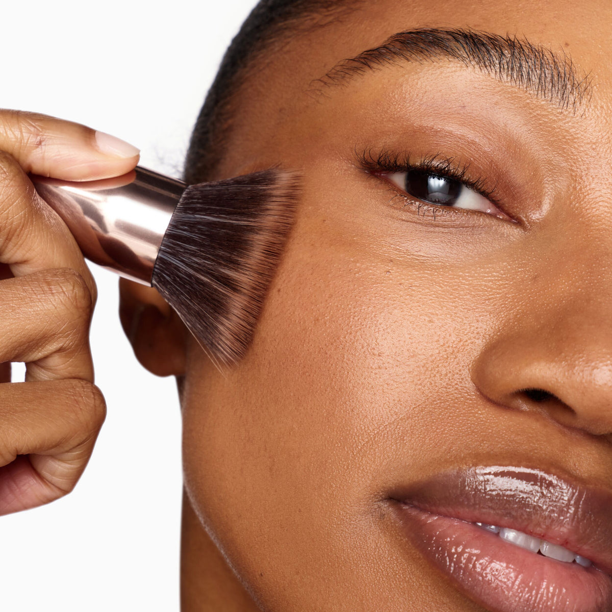 Double-Ended Bronze & Blur Complexion Brush