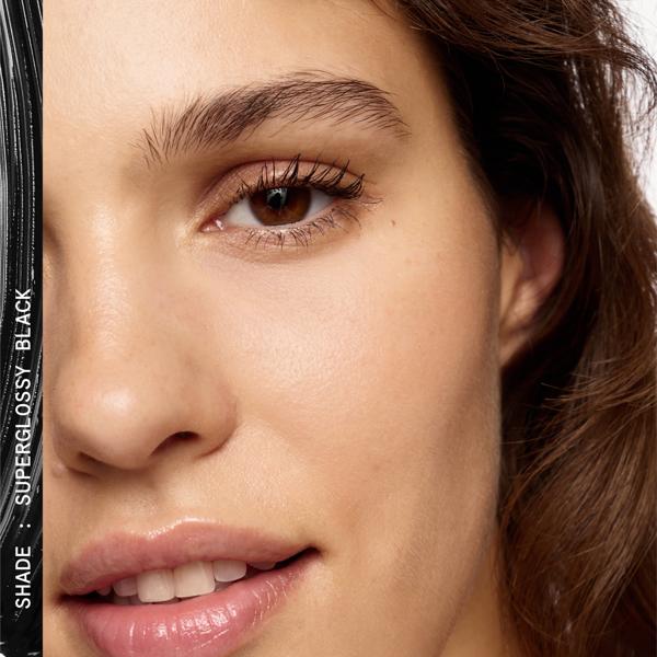 PerfectWaterproofMascara_SuperglossyBlack_193973_PDP_MainModel_1x1_2025_Web