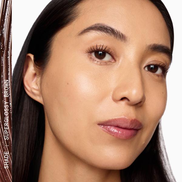 PerfectWaterproofMascara_SuperglossyBrown__60592_PDP_Model2_1x1_2025_Web