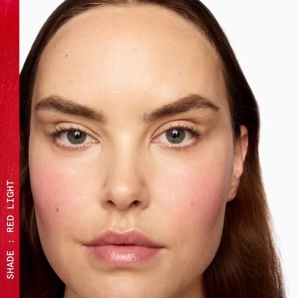 SUPERCHEEK_CREAM_BLUSH_RED_LIGHT_71002_PDP_ECOM_1X1_MODEL_99_2025_WEB