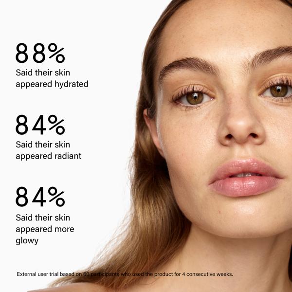 SUPERLUMINOUS_TINTED_SKIN_GLOW_SERUM_LIGHT_62503_PDP_ECOM_1X1_USER_TRIAL_2025_WEB