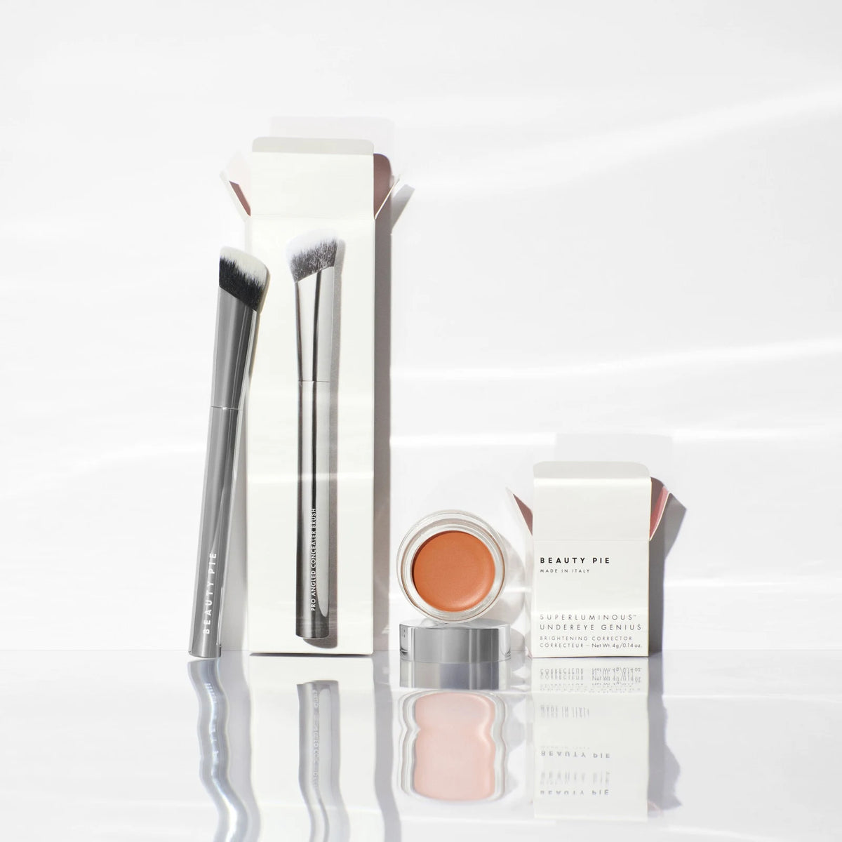 Superluminous The Under-Eye Genius & Brush 002
