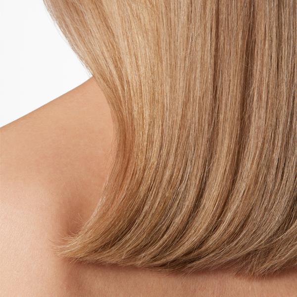 Super_Healthy_Hair_Pre_wash_Magic_Glossing_Seal_63876_PDP_ECOM_1X1_MODEL_2025_WEB