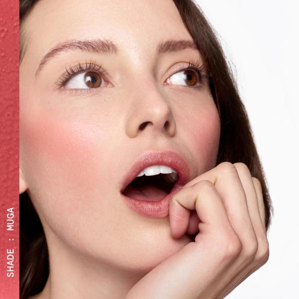 Supercheek_Silk_Dip_Luminous_Liquid_Blush_MUGA_66082_PDP_ECOM_1X1_MODEL_2_107_2026_WEB