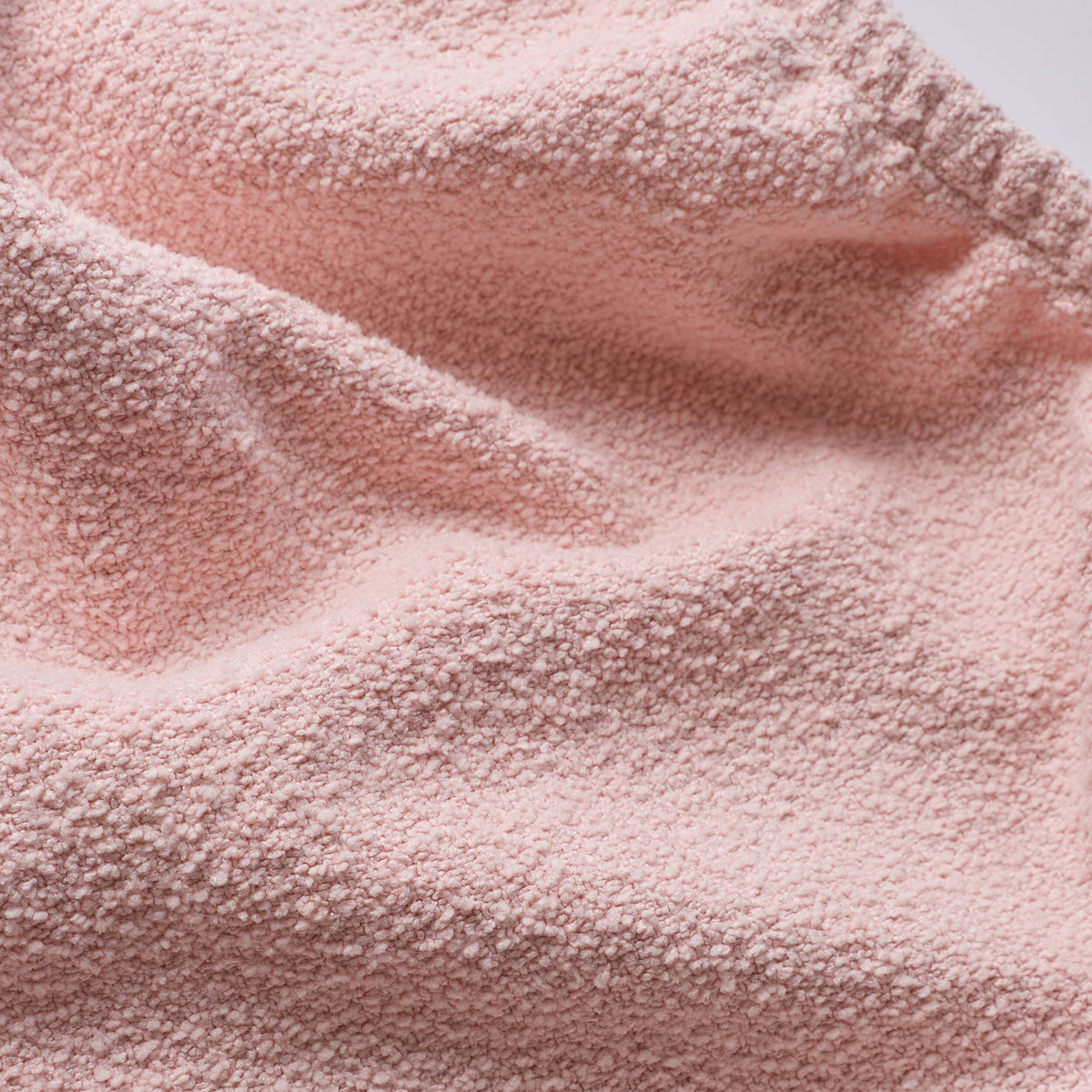 TOWEL_197889_PDP_ECOM_1X1_MACRO_2025_WEB