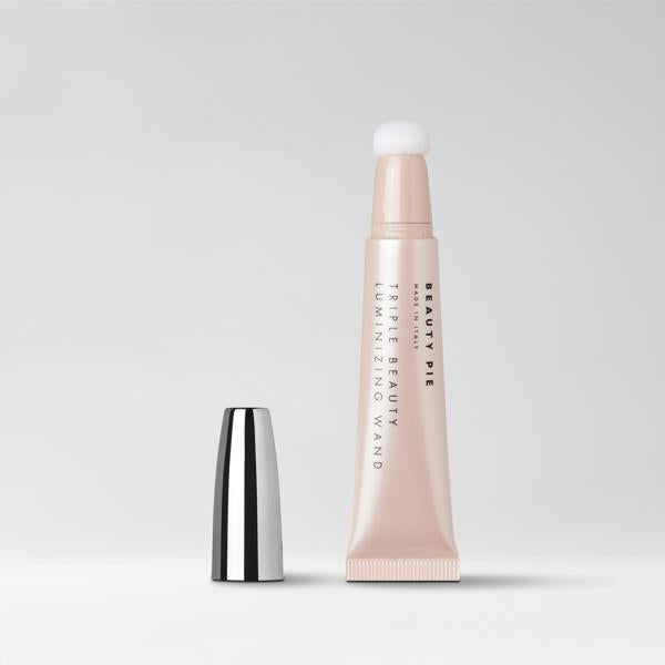TRIPLE_BEAUTY_LUMINIZING_HIGHLIGHTER_WAND_LIQUID_GOLD_63821_PDP_ECOM_1X1_PACKSHOT_2025_WEB