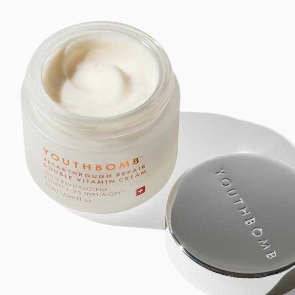 YB_DOUBLE_BREAKTHROUGH_REPAIR_CREAM_195069_PDP_ECOM_1X1_PRESS_REVIEW_2025_WEB