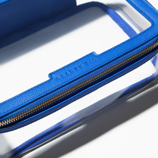 clear_makeup_bag_large_cobalt_blue_61728_CSL_macro_1_WEB