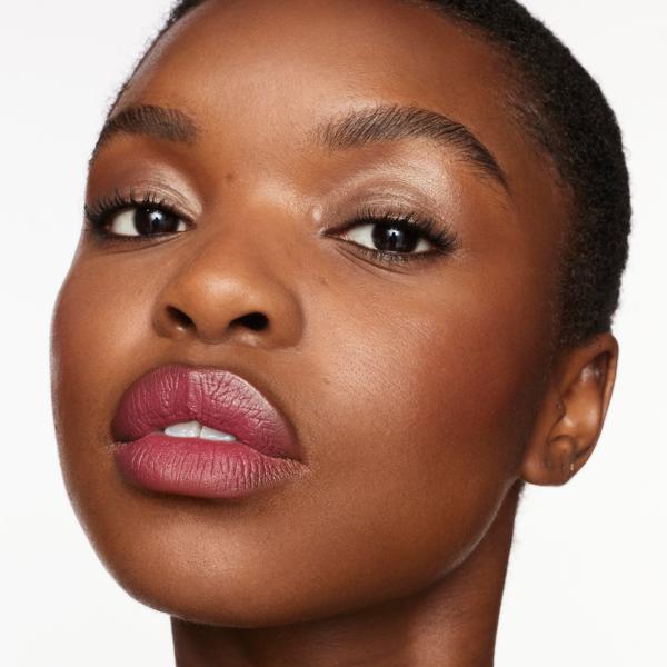 futurelipstick_matte_refill_heartthrob_pink_72283_CSL_model_3_WEB