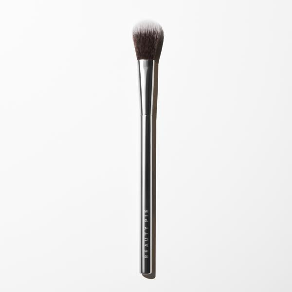 highlighting_setting_powder_brush_011_78698_packshot_WEB