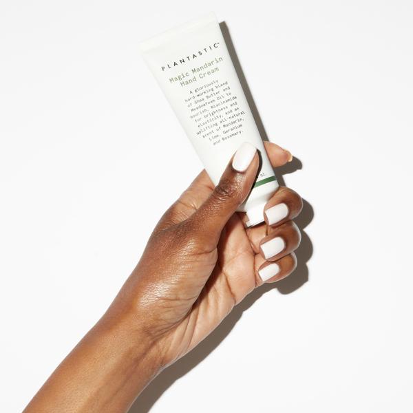plantastic_magic_mandarin_hand_cream_CSL_handmodel_WEB