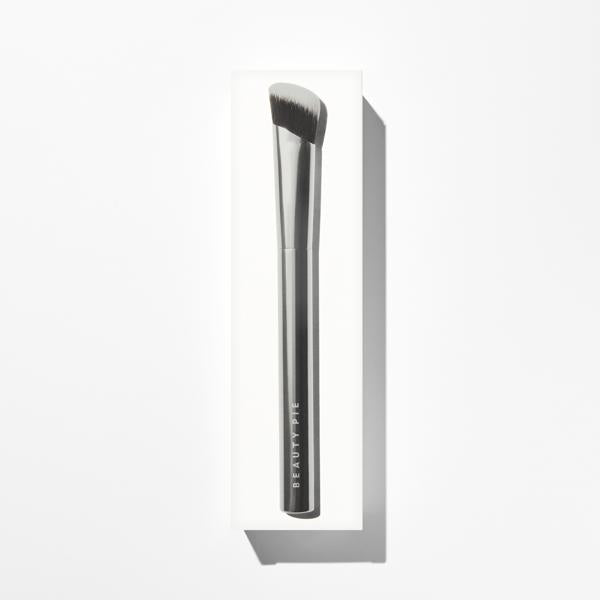 pro_angled_concealer_brush_002_78711_packshot_carton_WEB