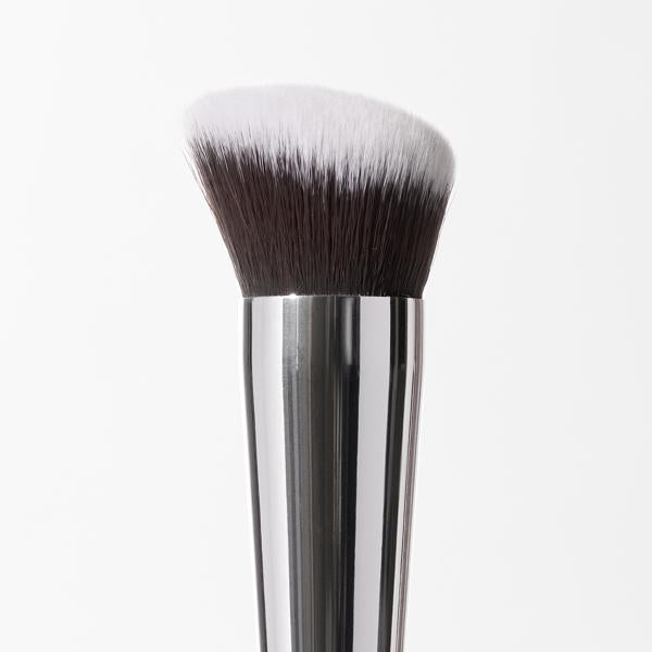 Seamless Foundation Buffing Brush 001
