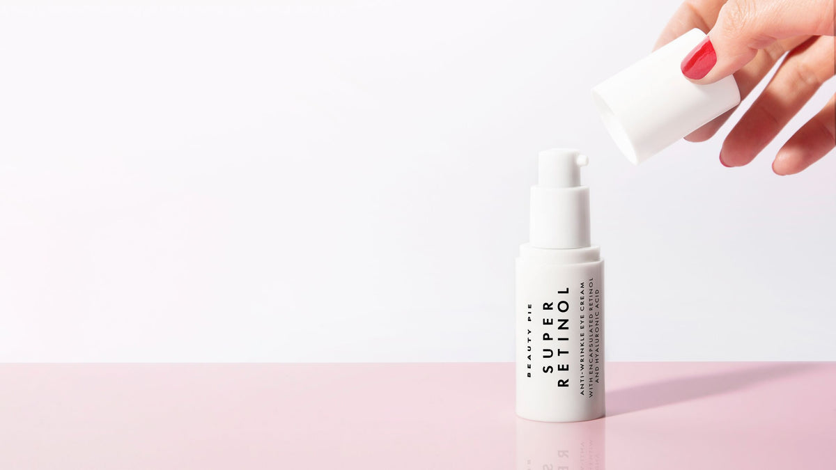 super_retinol_eye_cream_966780_handmodel_blog_crop_WEB