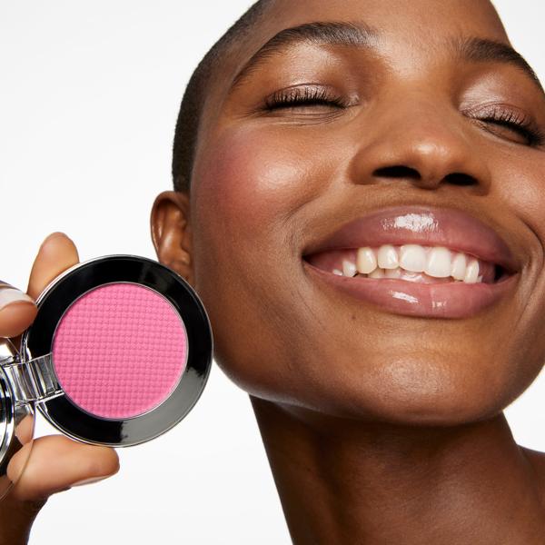 supercheek_vitamin_powder_blush_electric_valentine_71057_CSL_model_2_WEB