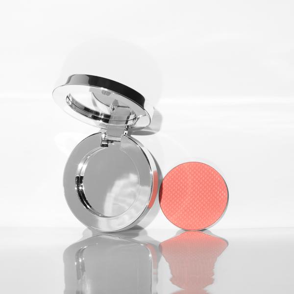 supercheek_vitamin_powder_blush_kit_la_peche_77035_CSL_hero_WEB