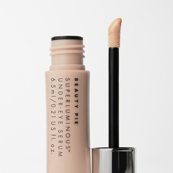 superluminous_under_eye_serum_concealer_light_warm_CSL_macro_1_WEB