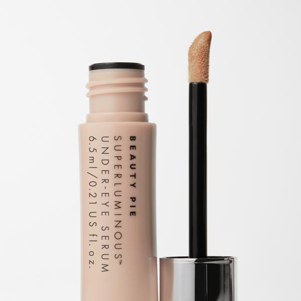 superluminous_under_eye_serum_concealer_medium_deep_CSL_macro_1_WEB