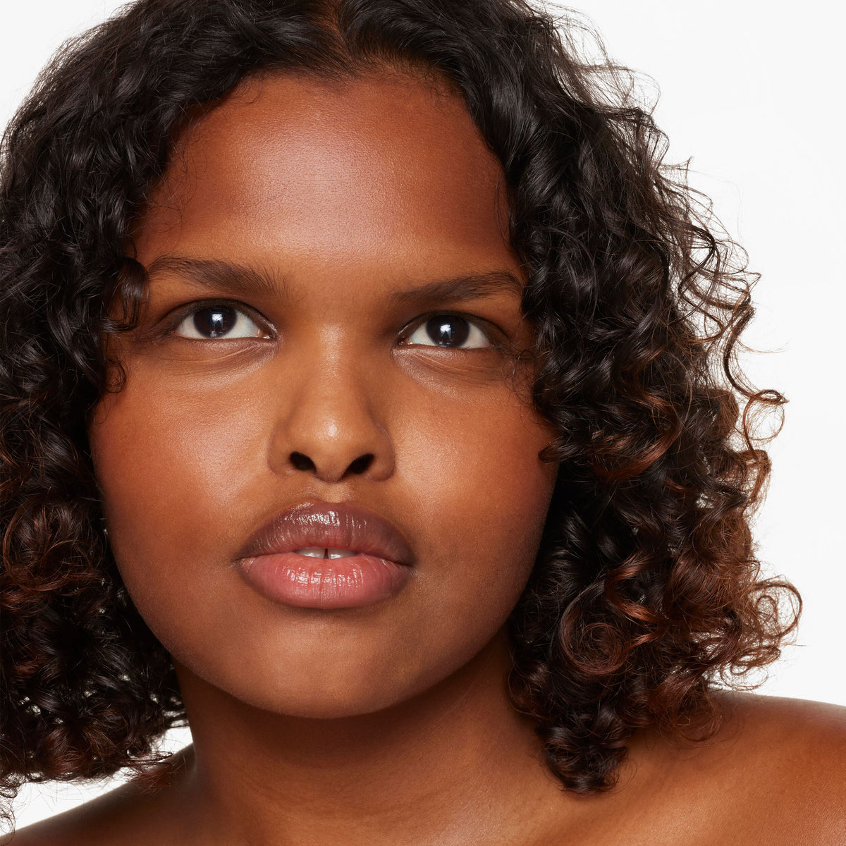 ultra_nourishing_shampoo_conditioner_CSL_model_1_WEB