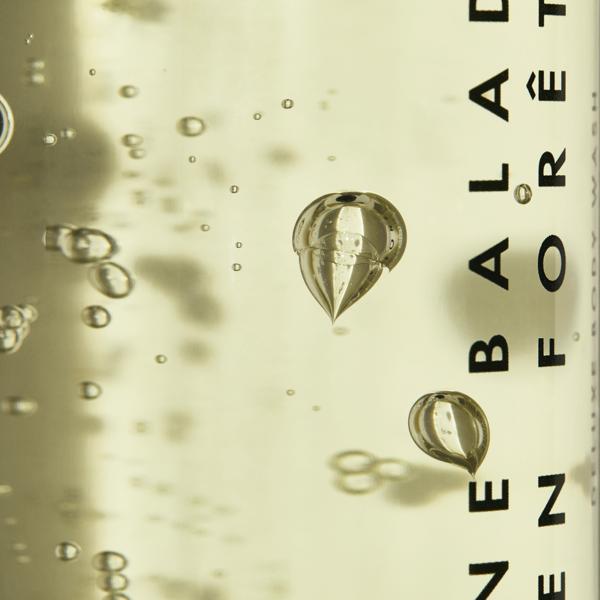 une_balade_en_foret_body_wash_194673_texture_WEB