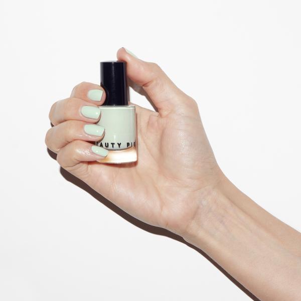 wondercolour_nail_polish_fresh_mint_72764_03_WEB
