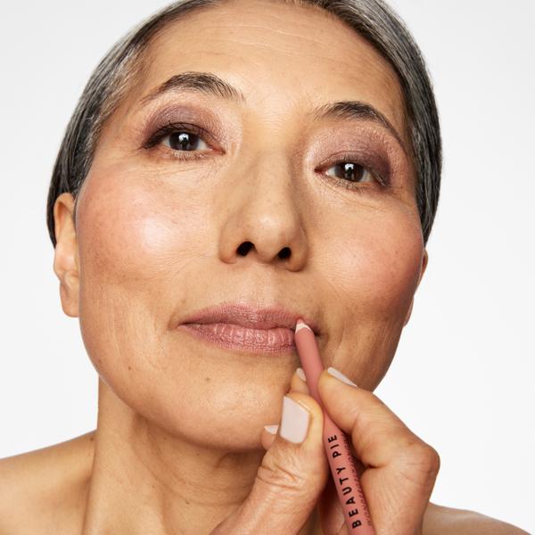 wondergel_longwear_lip_liner_blossom_77974_CSL_model_1_WEB